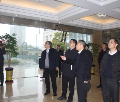 江西省委統(tǒng)戰(zhàn)部副部長、省民宗局局長曹國慶蒞臨仙客來公司調(diào)研民族團結進步創(chuàng)建示范工作